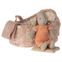 Króliczek W Nosidełku Bunny In Carry Cot Micro Maileg